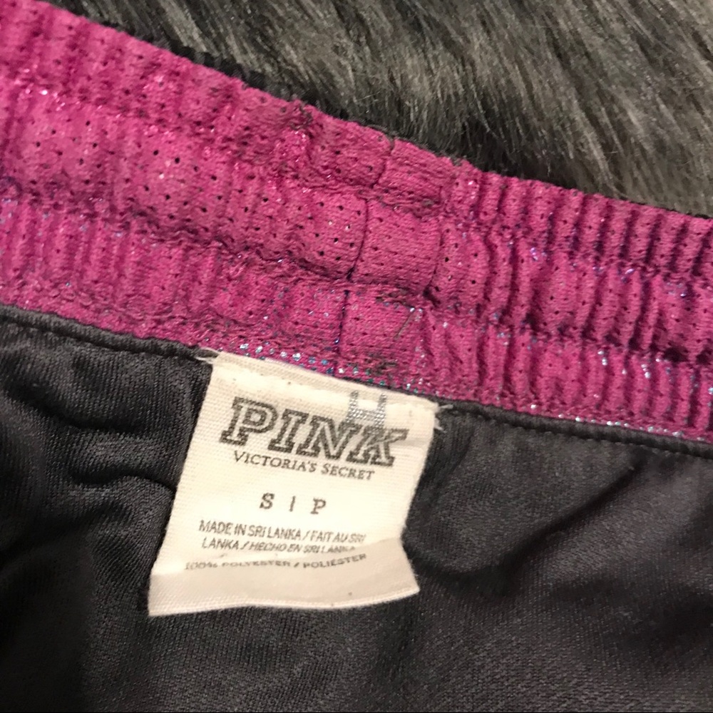 Love pink running shorts - Picture 4 of 4